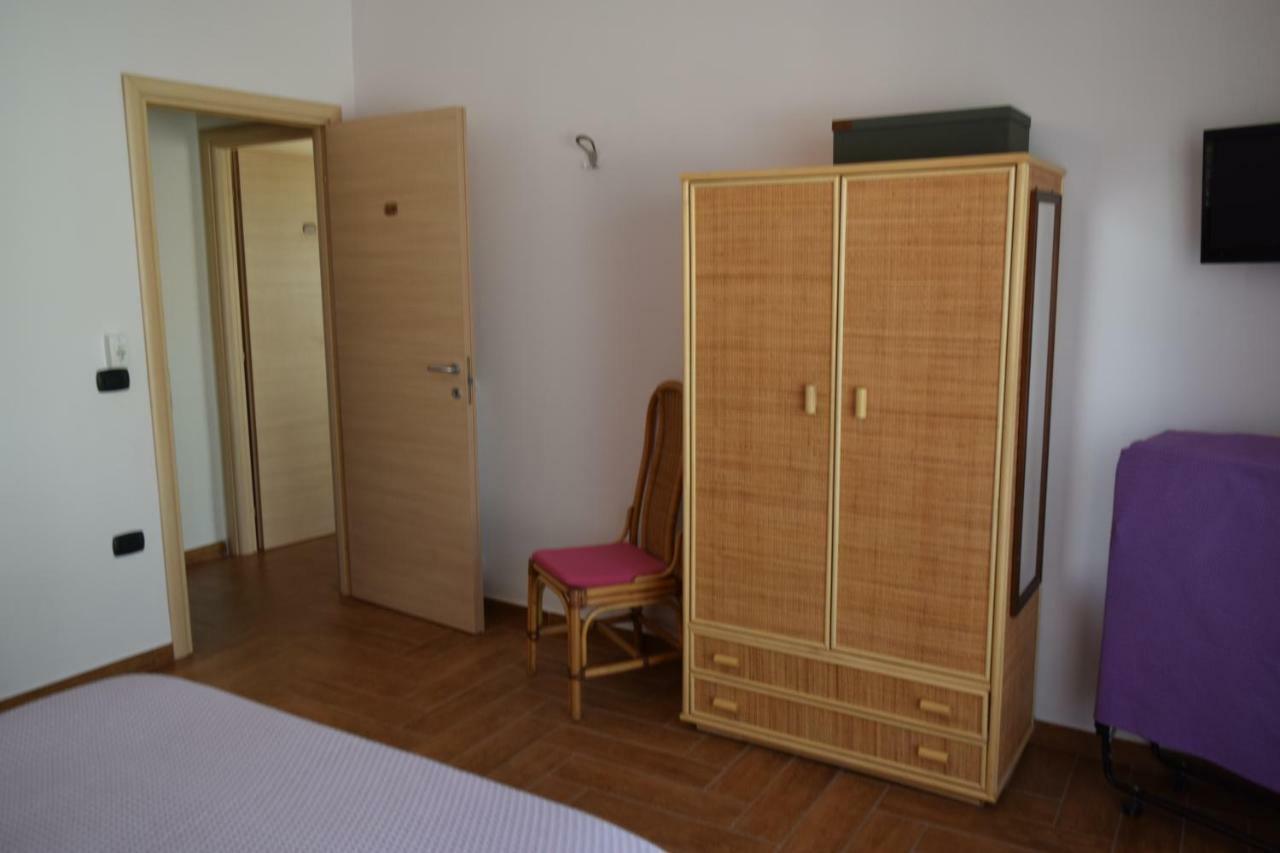 Bed and Breakfast Bed &Breakfast Pinetamare Castel Volturno Exterior foto