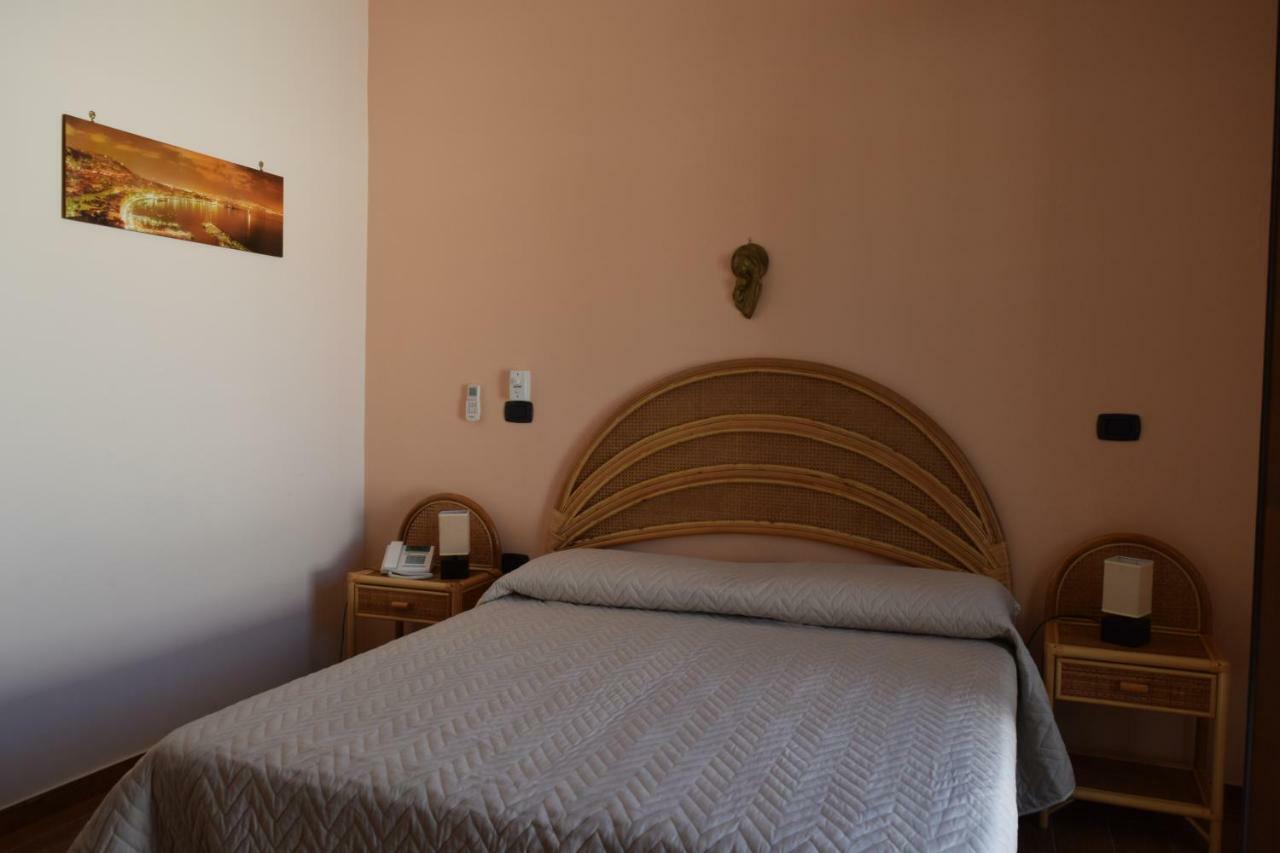 Bed and Breakfast Bed &Breakfast Pinetamare Castel Volturno Exterior foto